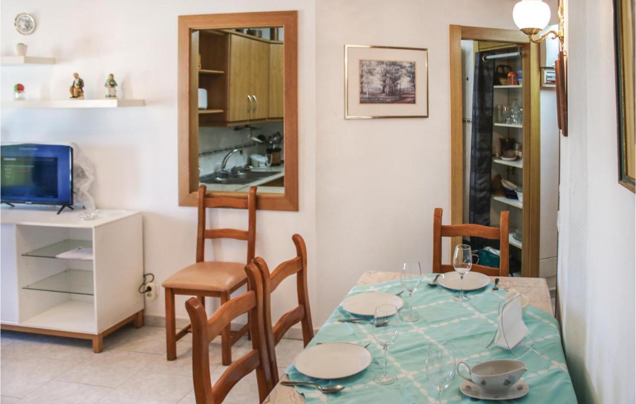 Beautiful In Benalmdena With 2 Bedrooms, Wifi And Outdoor Swimming Pool Benalmádena